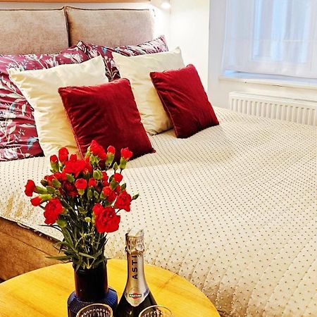 Vintage Chic Apartment - Kazimierz Old Town Krakow Luaran gambar
